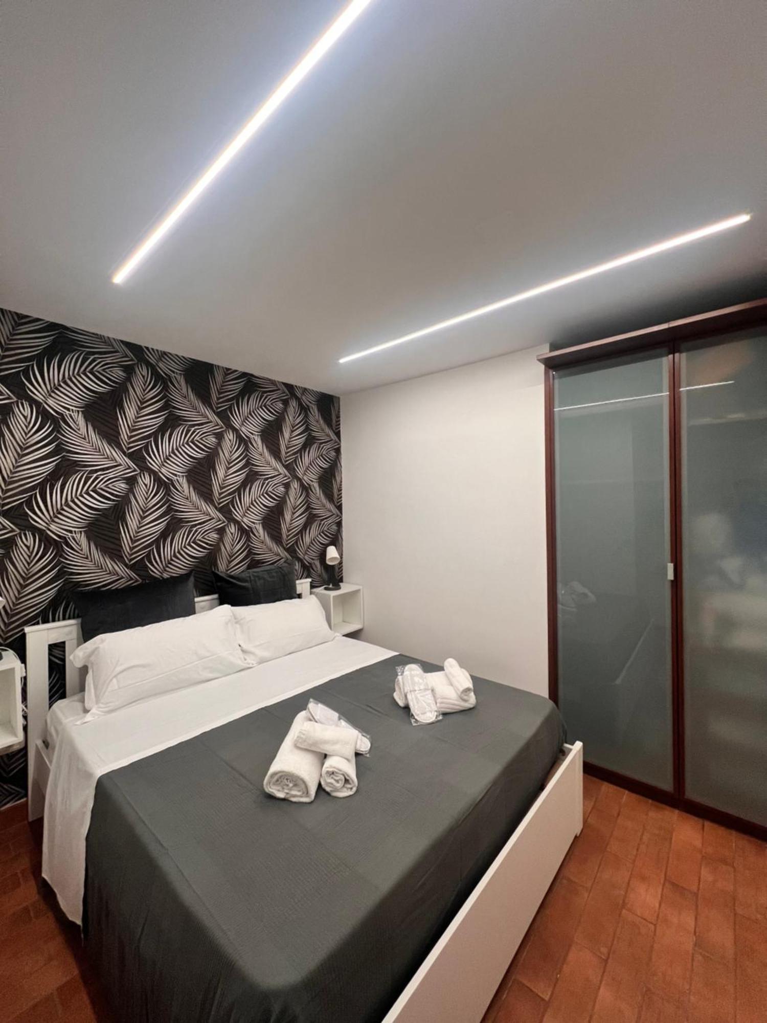 Salotto Il Grottone Villa เนเปิลส์ ภายนอก รูปภาพ